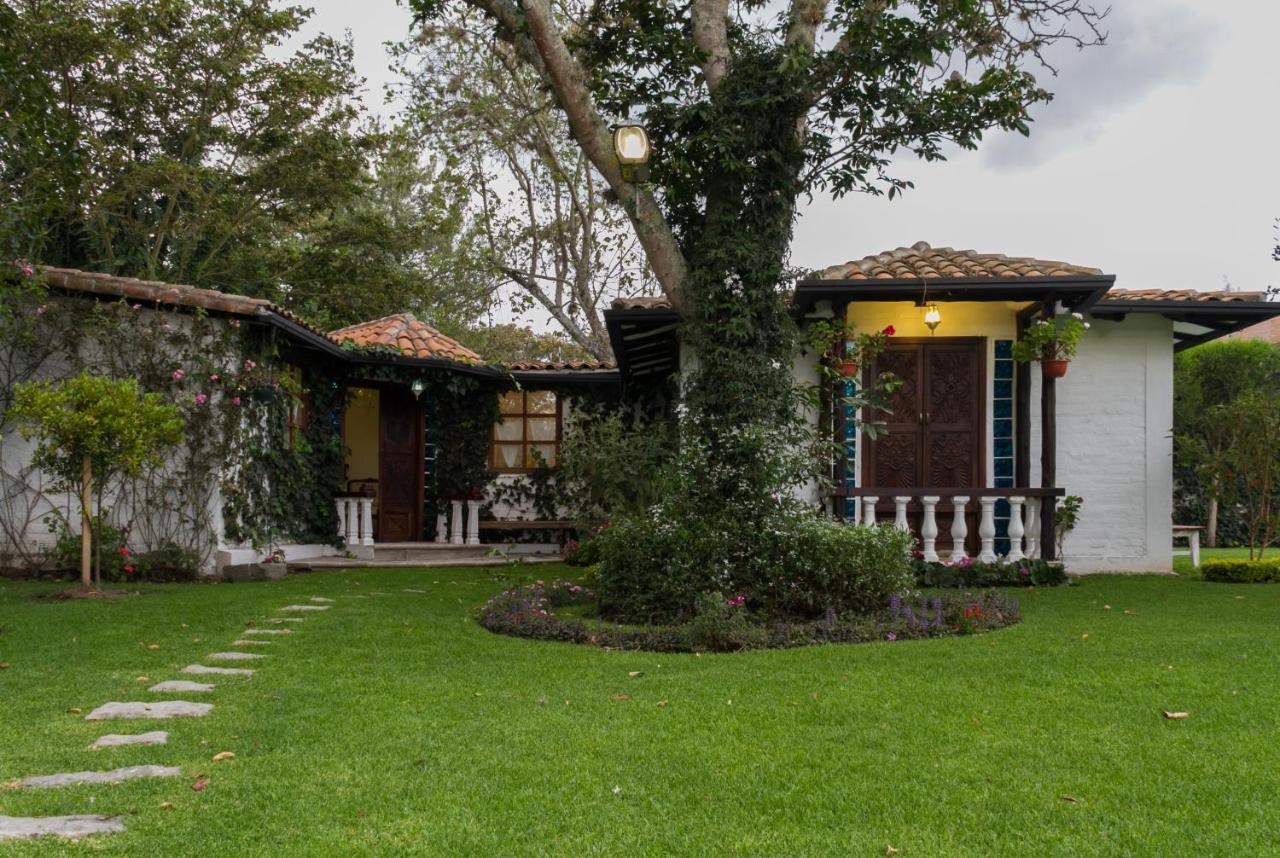 Hotel Boutique Casa De Hacienda Su Merced Puembo Екстериор снимка