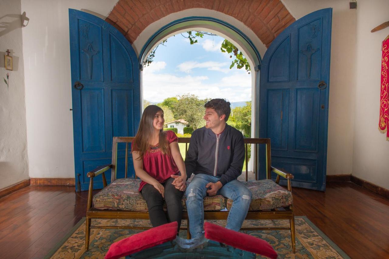 Hotel Boutique Casa De Hacienda Su Merced Puembo Екстериор снимка